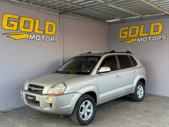 HYUNDAI TUCSON 2.0 MPFI GL 16V 142CV 2WD GASOLINA 4P AUTOMÁTICO